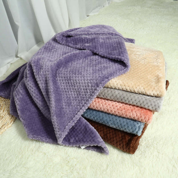 Cozy Pet Blanket – Soft, Warm Sleeping Pad for Dogs!