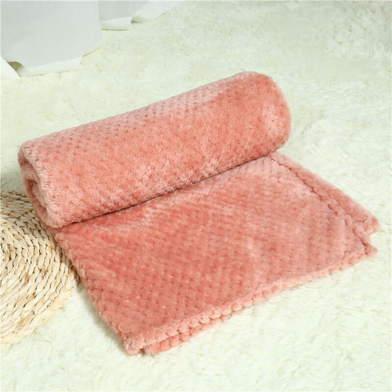 Cozy Pet Blanket – Soft, Warm Sleeping Pad for Dogs!