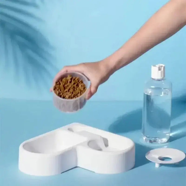Double Pet Bowl – Convenient Feeding for Cats and Small Dogs!