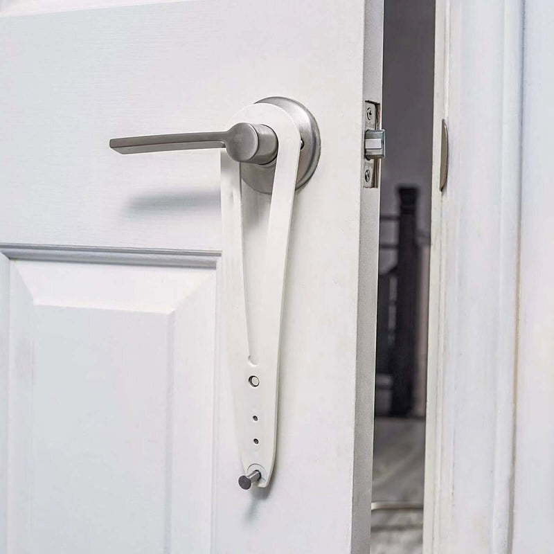 Adjustable Pet Feeding Door Strap – Controls Access & Prevents Collisions